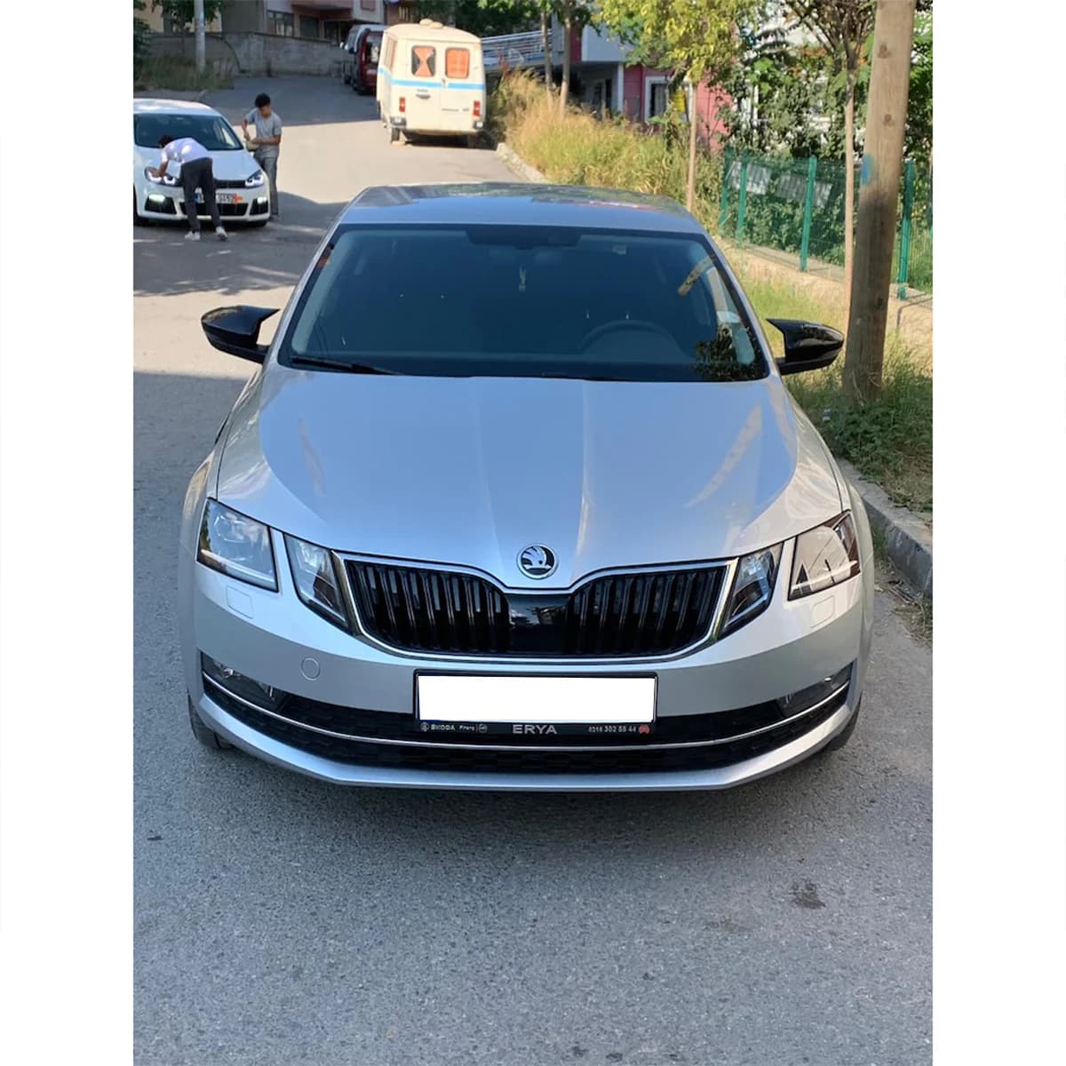 BATMAN POKROVI OGLEDAL ŠKODA Octavia MK3