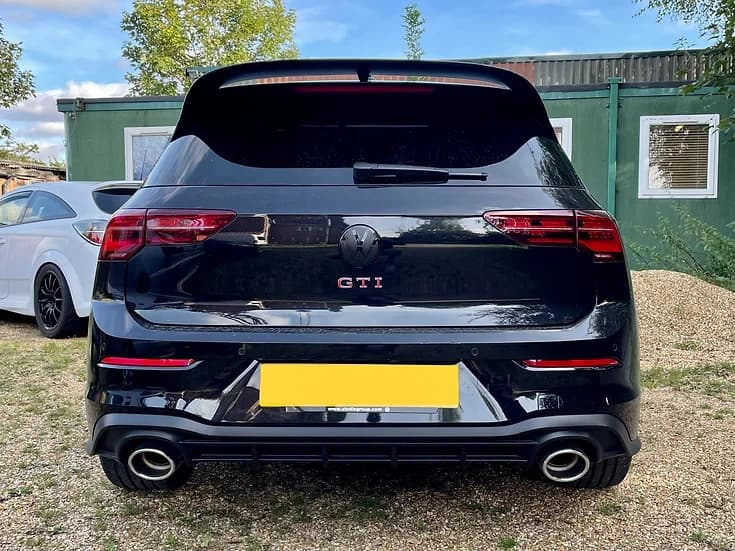 ČRNI EMBLEMI VW Golf MK8 3
