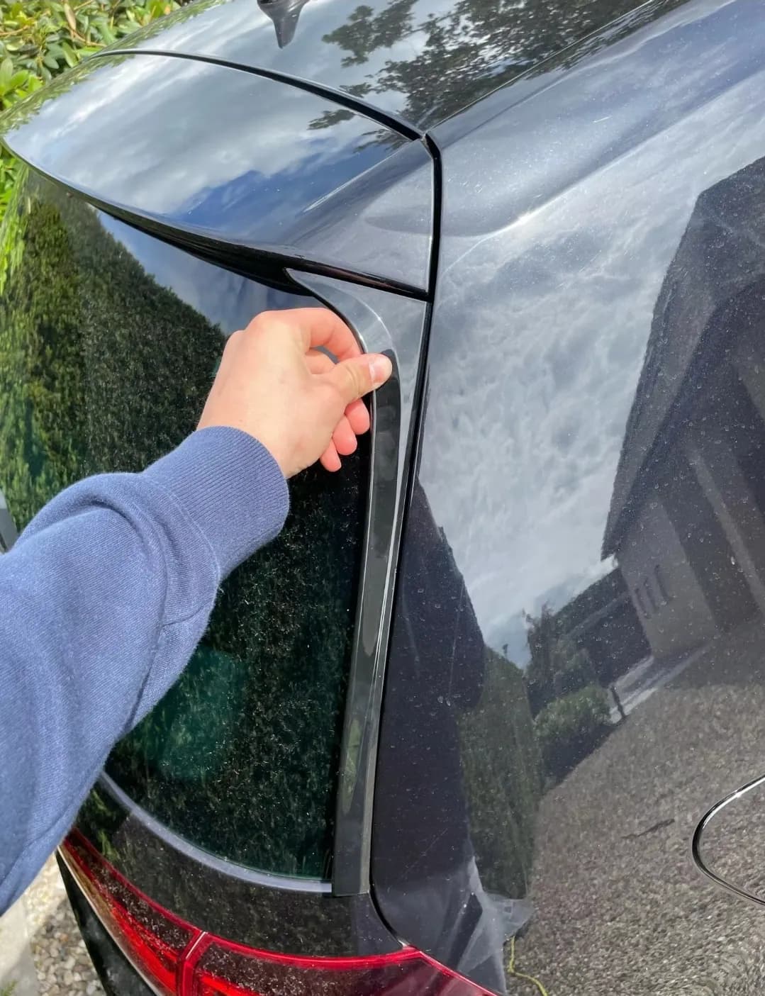 Okrasne plastike zadnjega spojlerja Golf MK7/MK7.5 (HB/Variant) 4