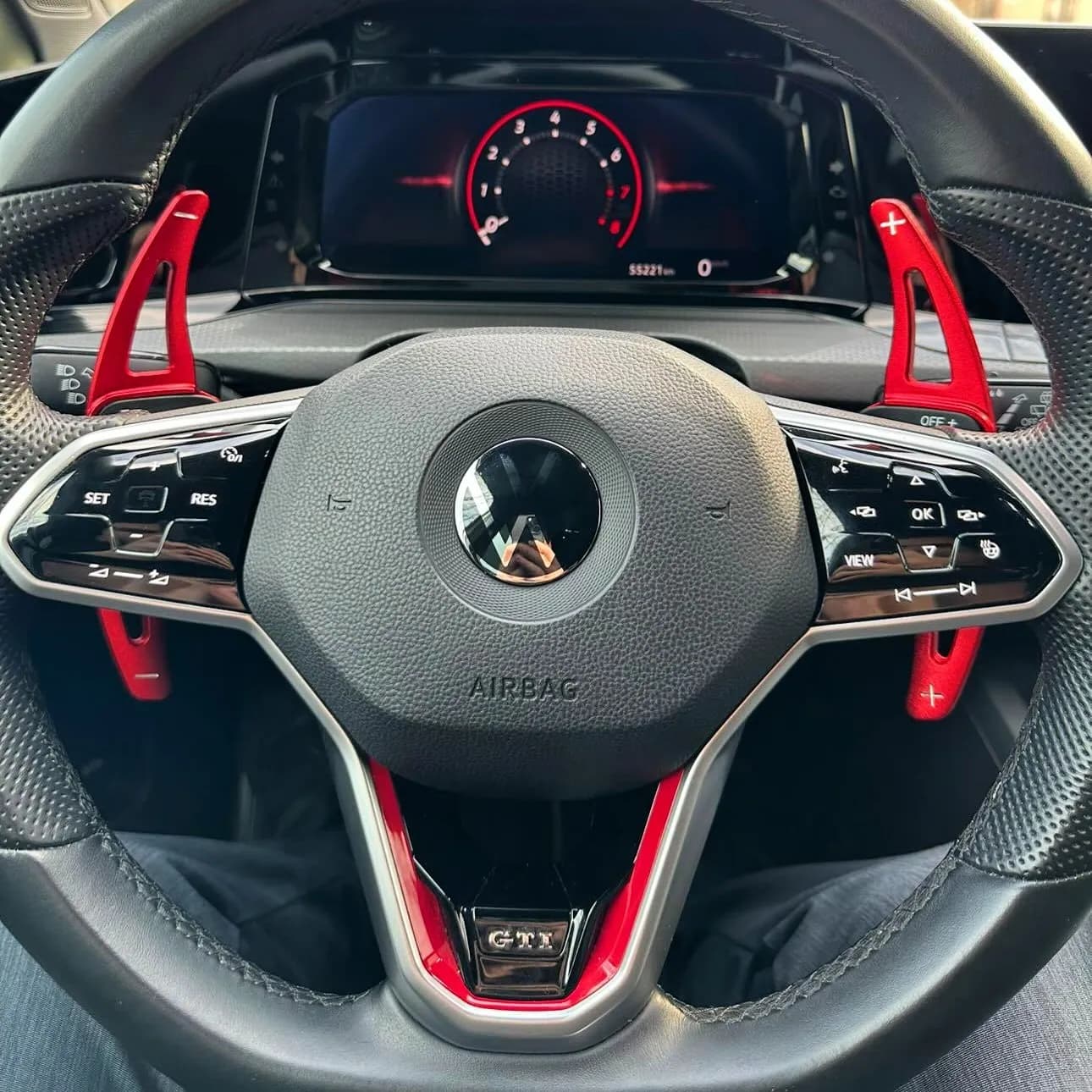 F1 PRESTAVNE ROČICE VW Golf MK8